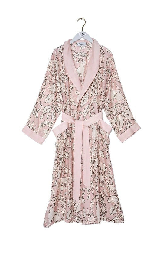Gown Sphinx Plaster Pink