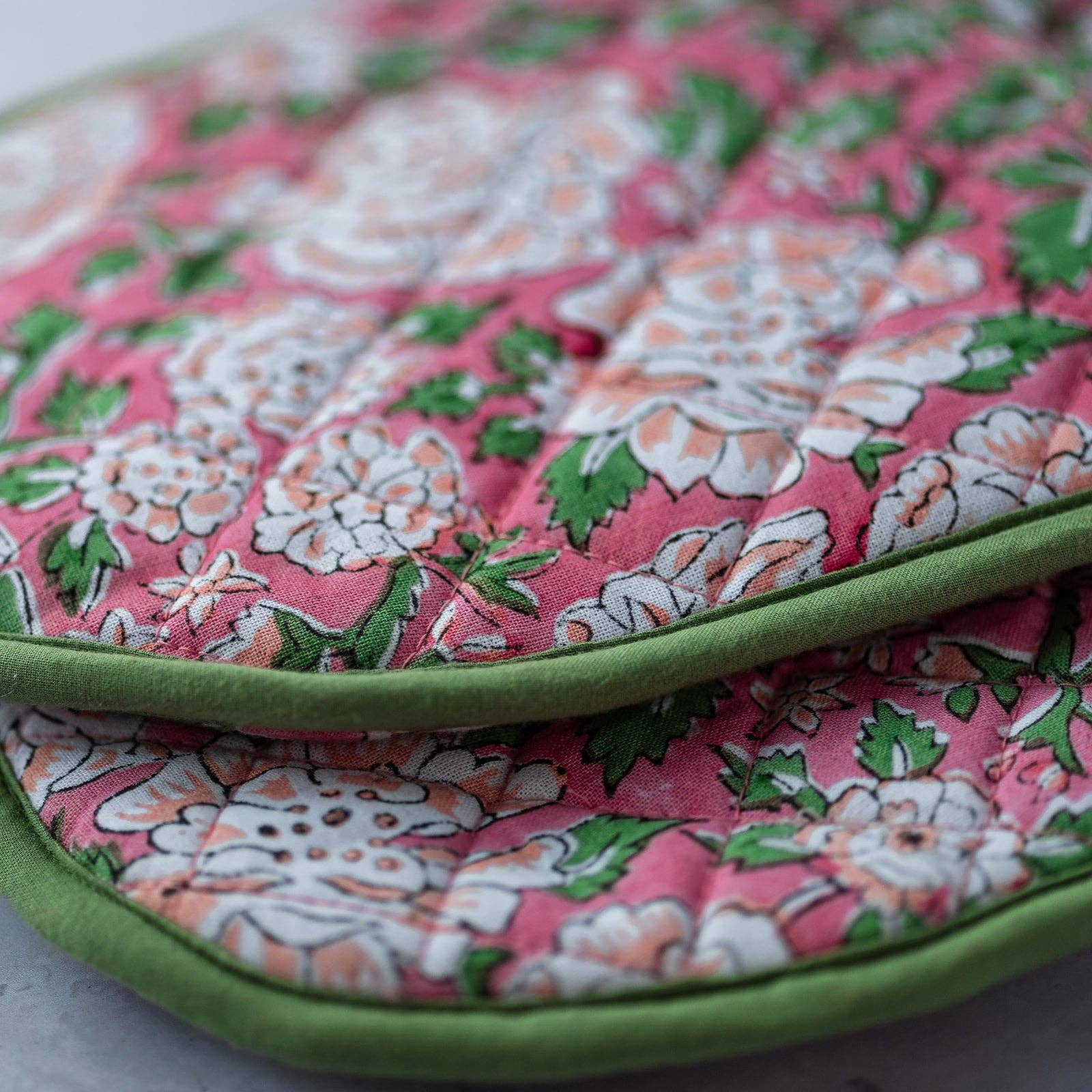 Constance & Denny Oven Gloves Bloom Pink